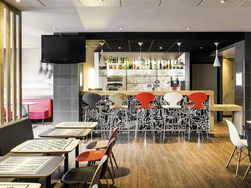 Ibis Budget - Porte De Баньоле Экстерьер фото